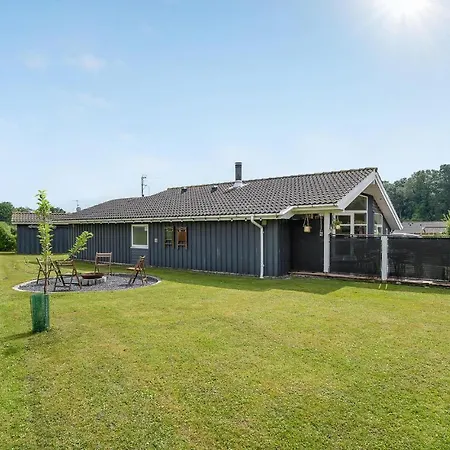 Awesome In Juelsminde With Sauna Holiday home Sonderby (Midtjylland)