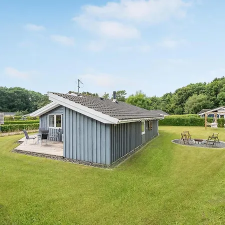 Awesome In Juelsminde With Sauna *