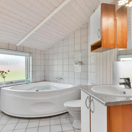 Awesome In Juelsminde With Sauna *